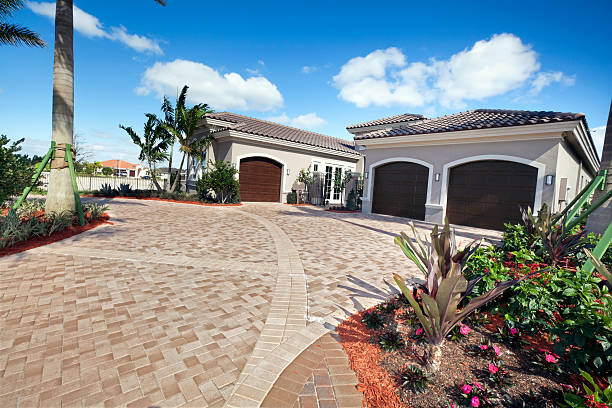 Campton Hls, IL Driveway Pavers Pros